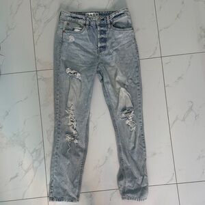 The original high rise mom jean light wash distressed